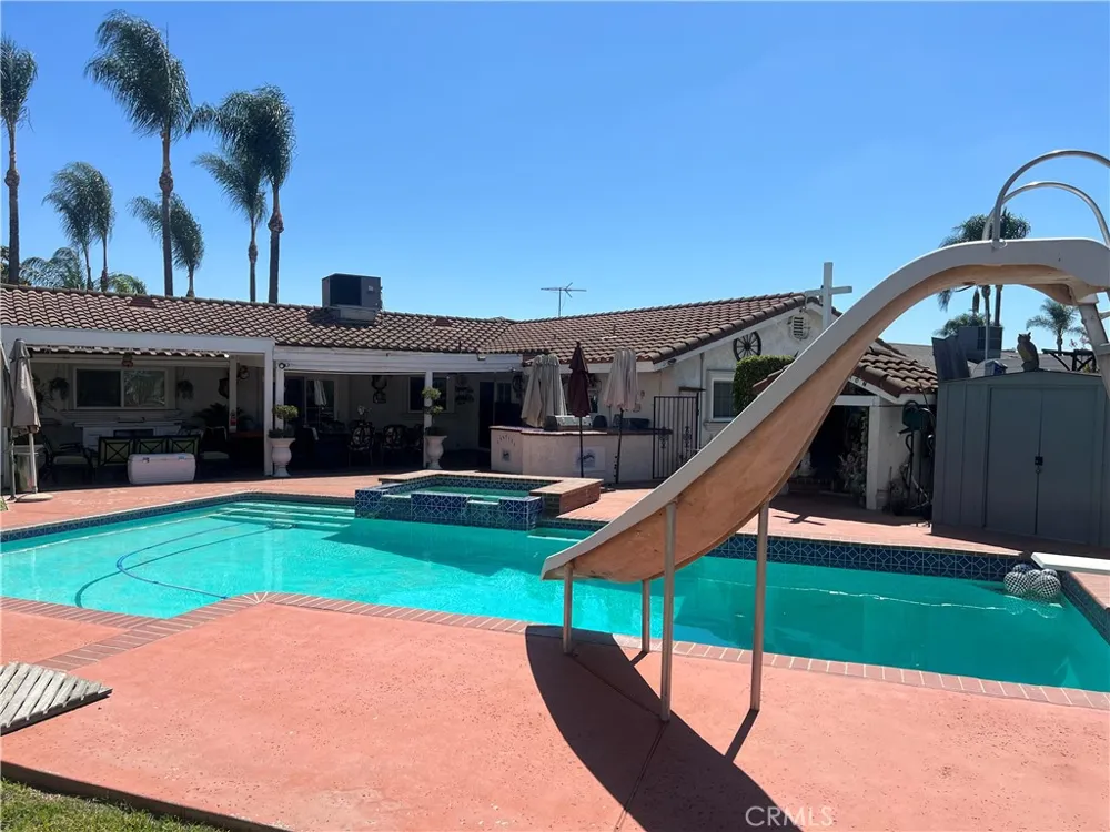 5538 W Carlton Ontario, CA 91762
