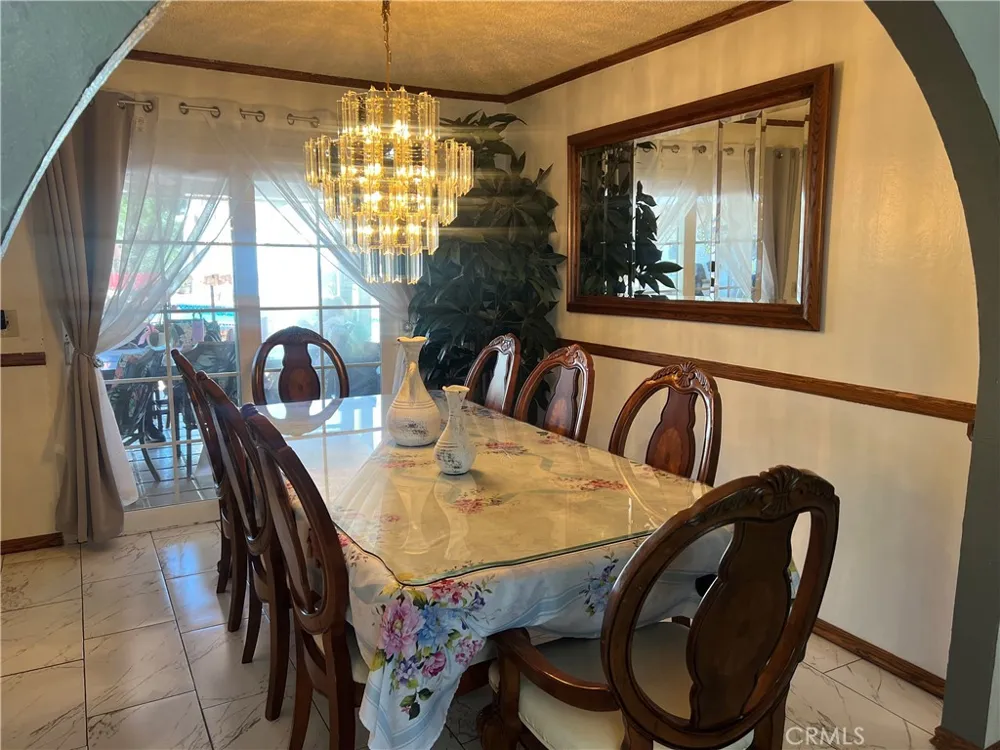 5538 W Carlton Ontario, CA 91762