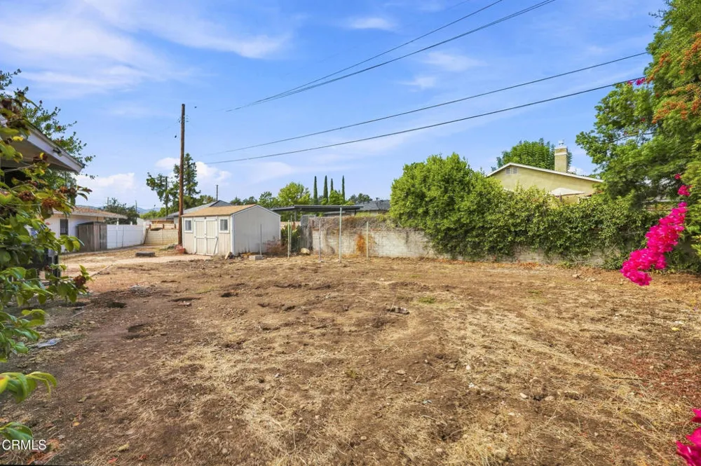 905 W La Canada Verdugo Road Pasadena, CA 91103