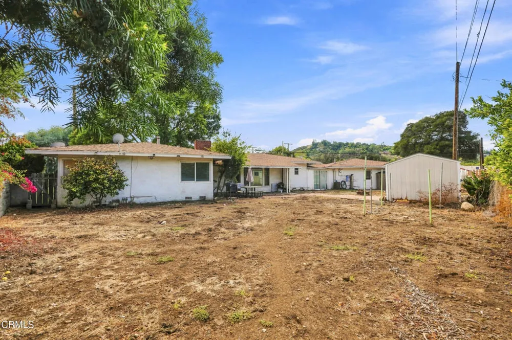 905 W La Canada Verdugo Road Pasadena, CA 91103