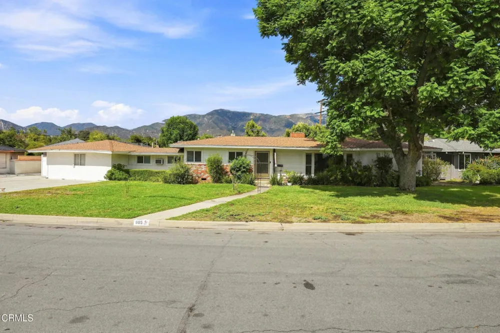 905 W La Canada Verdugo Road Pasadena, CA 91103