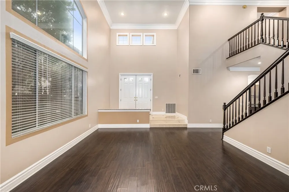 2550 Reynolds Drive Tustin, CA 92782