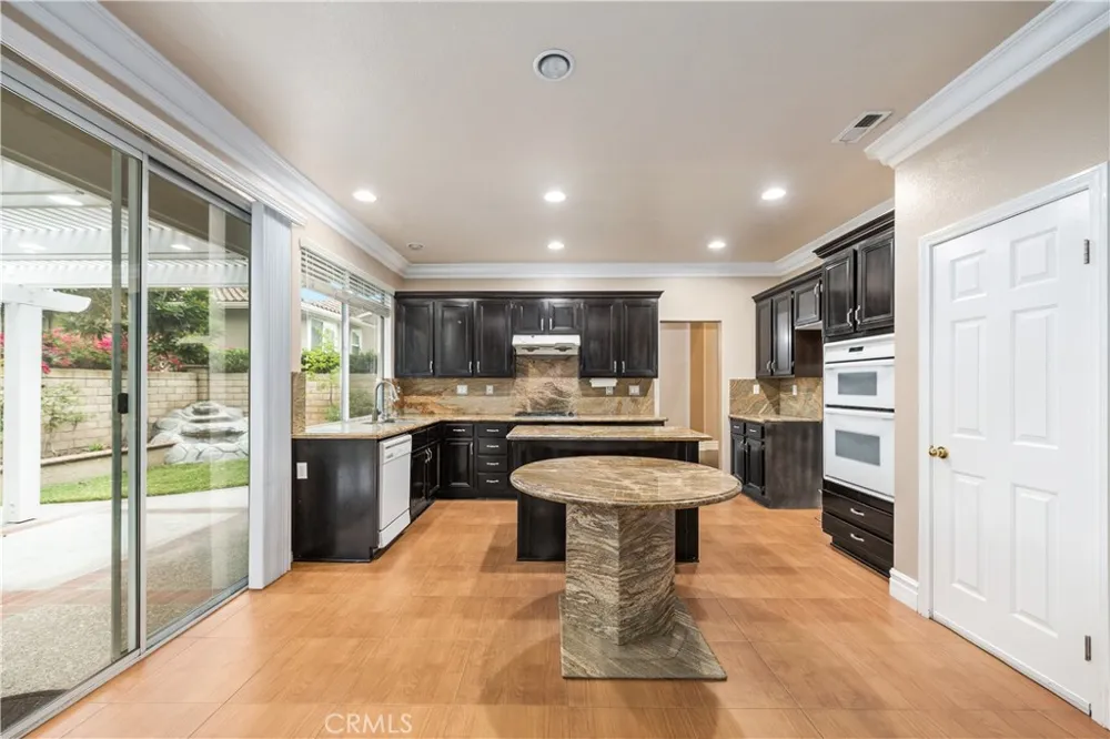 2550 Reynolds Drive Tustin, CA 92782