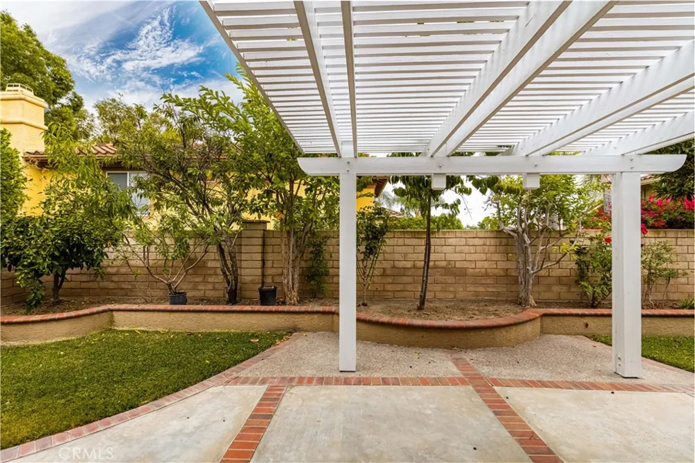 2550 Reynolds Drive Tustin, CA 92782