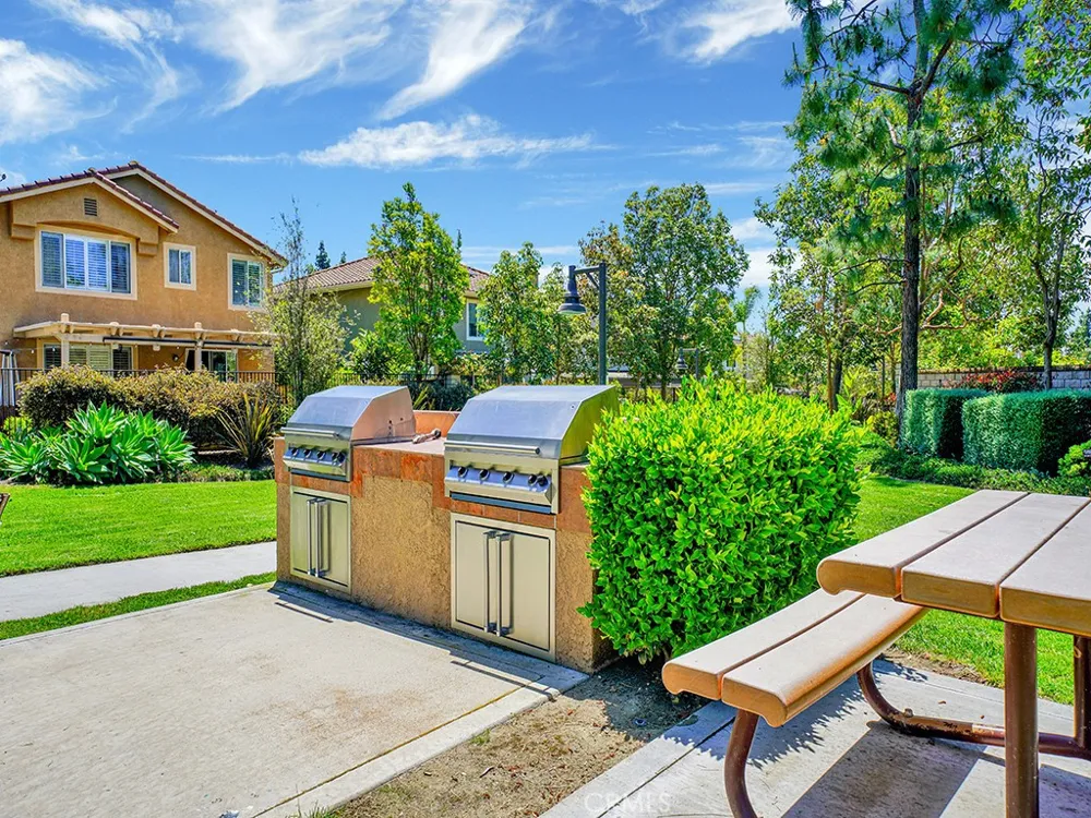 2550 Reynolds Drive Tustin, CA 92782