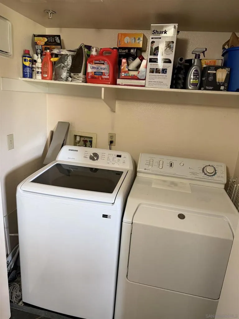 18577 caminito pasadero #422 San Diego, CA 92128