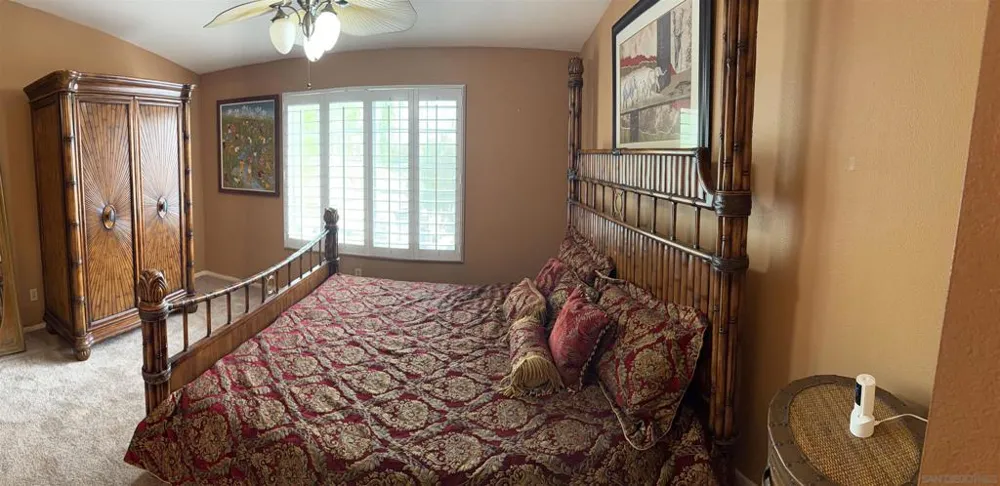 18577 caminito pasadero #422 San Diego, CA 92128