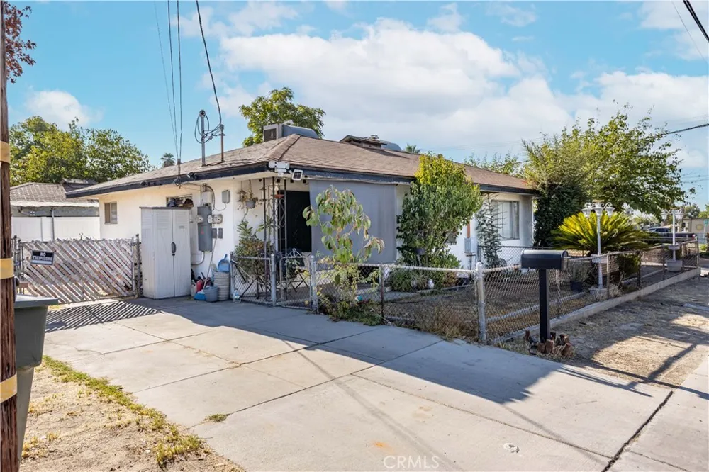 701 Normandy Bakersfield, CA 93306