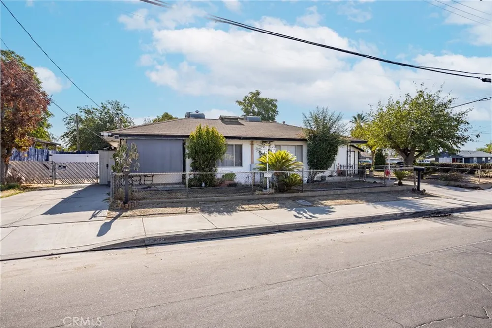 701 Normandy Bakersfield, CA 93306