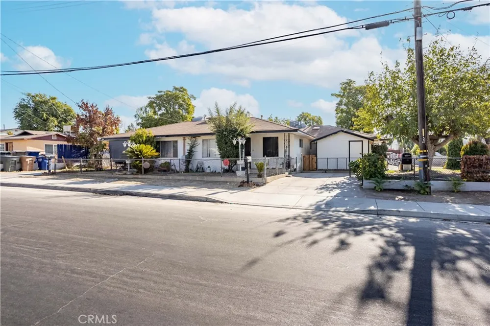 701 Normandy Bakersfield, CA 93306