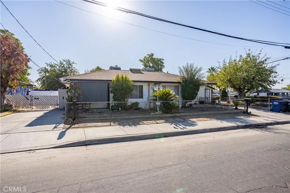 701 Normandy Bakersfield, CA 93306