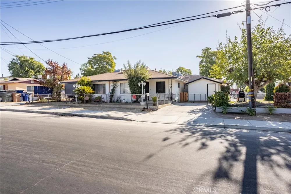 701 Normandy Bakersfield, CA 93306