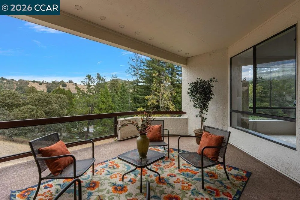 3288 Terra Granada Dr #3A Walnut Creek, CA 94595