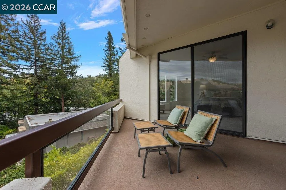 3288 Terra Granada Dr #3A Walnut Creek, CA 94595