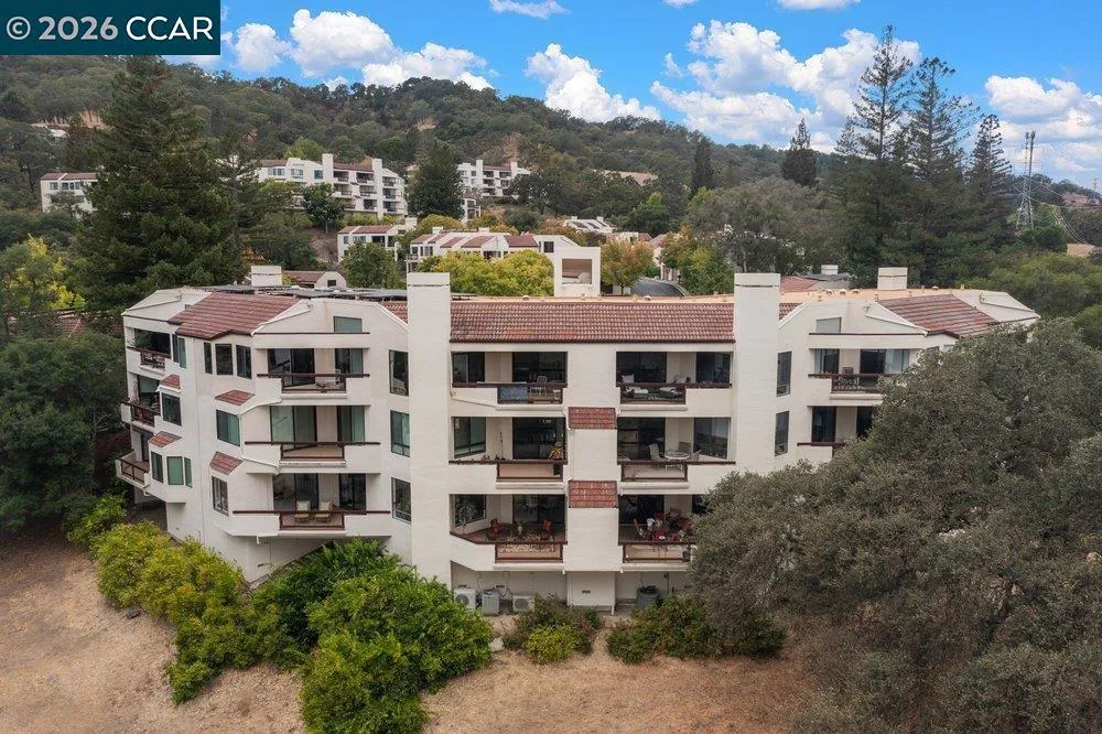 3288 Terra Granada Dr #3A Walnut Creek, CA 94595