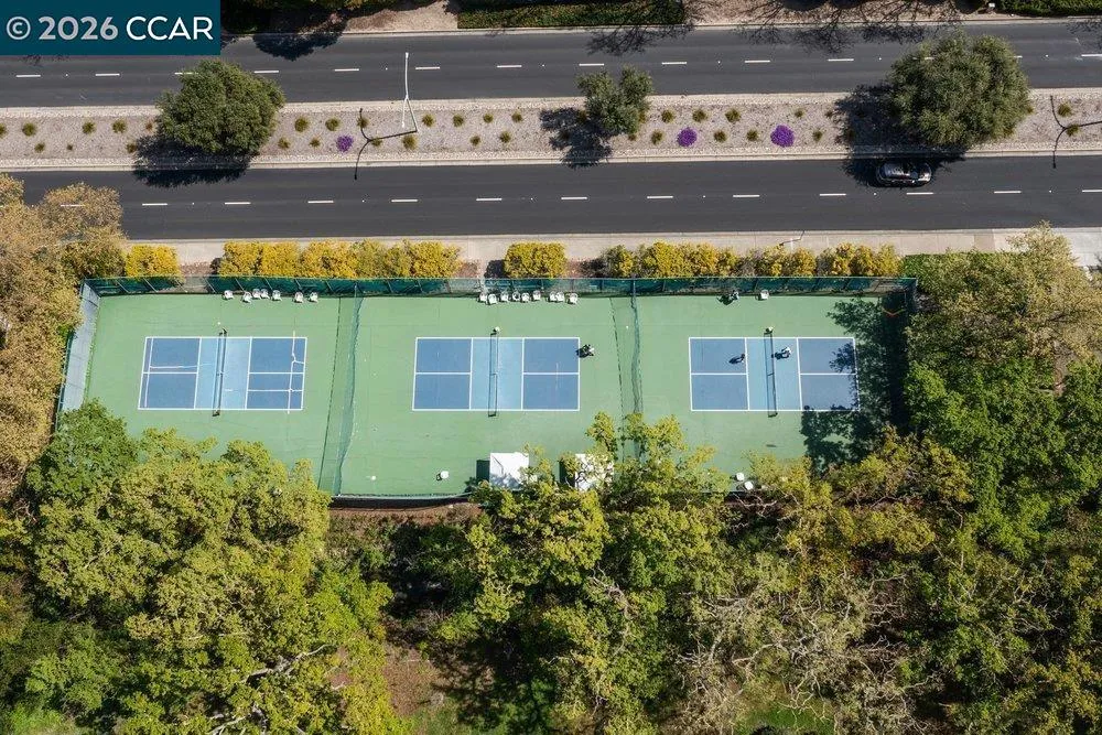 3288 Terra Granada Dr #3A Walnut Creek, CA 94595