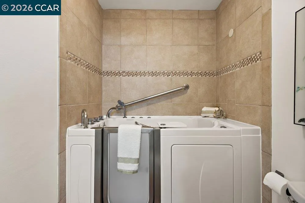3288 Terra Granada Dr #3A Walnut Creek, CA 94595