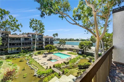 5308 Marina Pacifica S