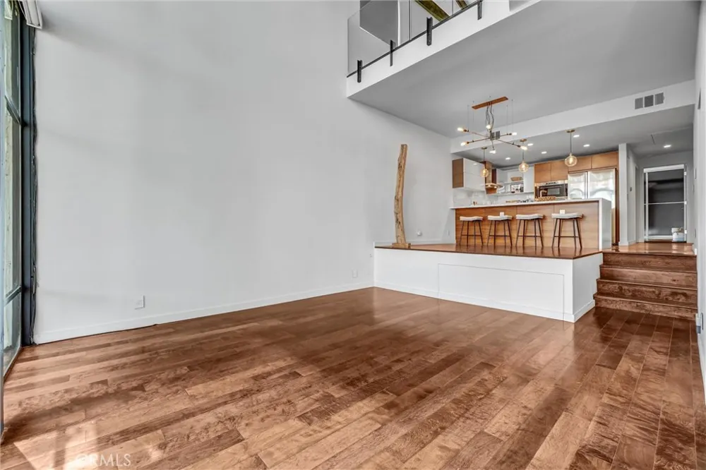 5308 Marina Pacifica S Long Beach, CA 90803