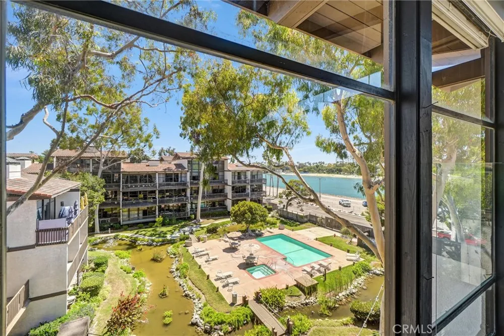 5308 Marina Pacifica S Long Beach, CA 90803