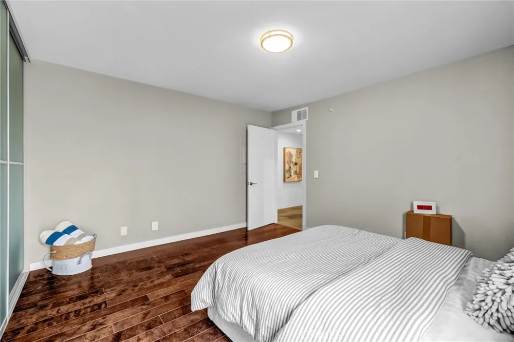 5308 Marina Pacifica S Long Beach, CA 90803