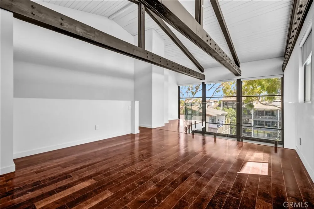 5308 Marina Pacifica S Long Beach, CA 90803