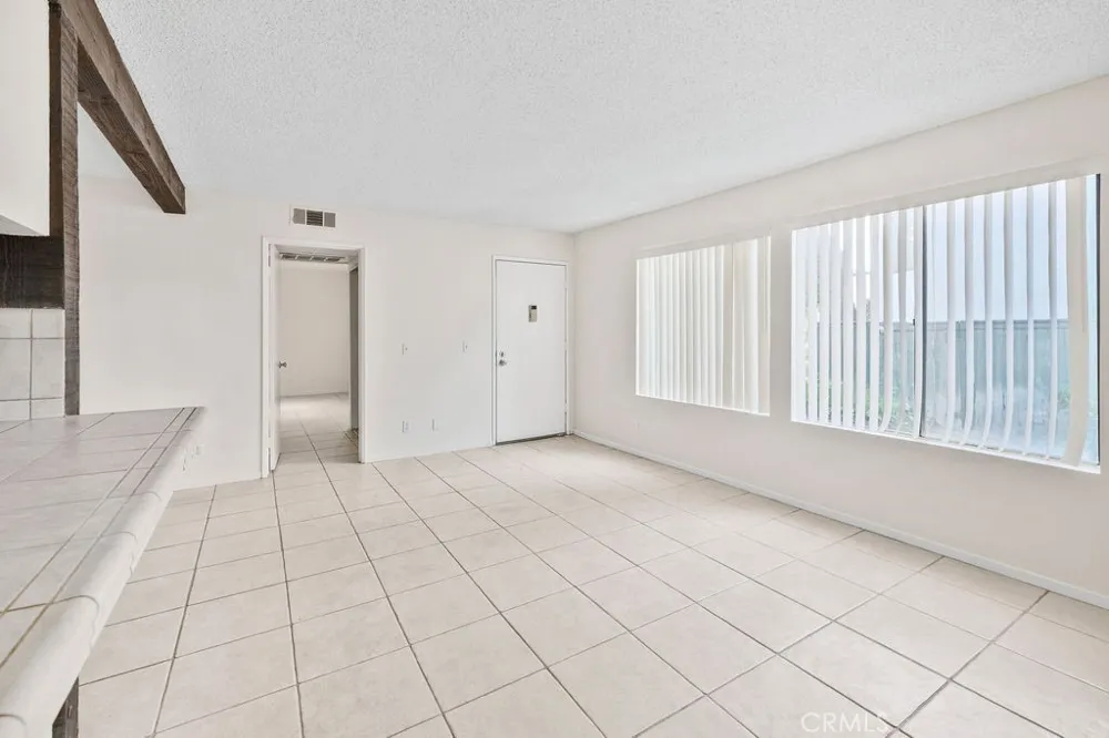 1735 E Washington F14 #F14 Colton, CA 92324
