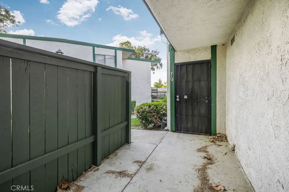 1735 E Washington F14 #F14 Colton, CA 92324