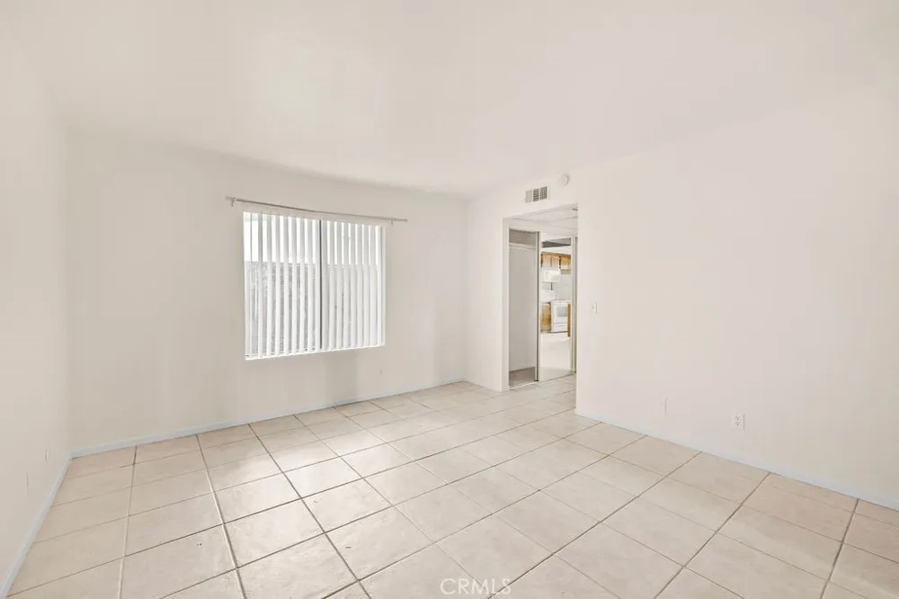 1735 E Washington F14 #F14 Colton, CA 92324
