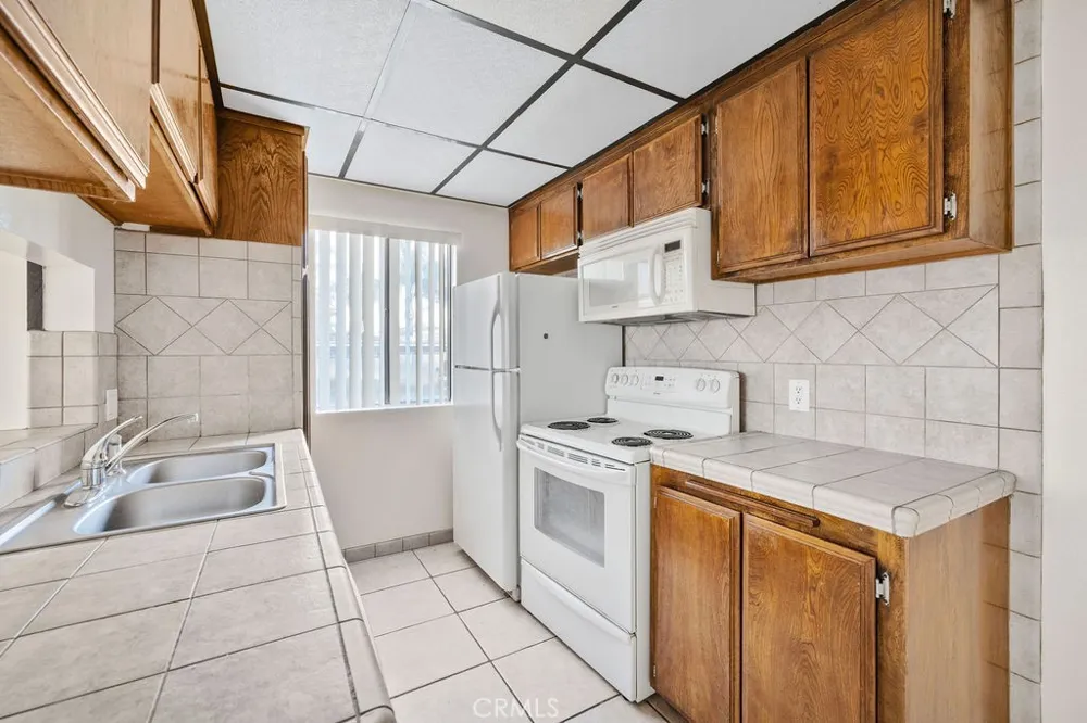 1735 E Washington F14 #F14 Colton, CA 92324