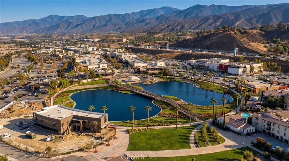 2770 Santa Fiora Drive Corona, CA 92882