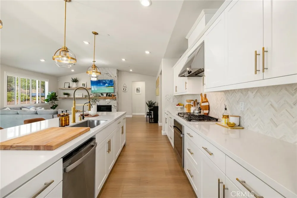 2770 Santa Fiora Drive Corona, CA 92882