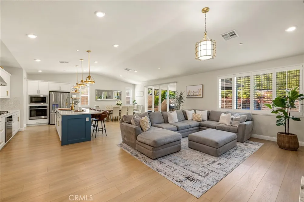 2770 Santa Fiora Drive Corona, CA 92882