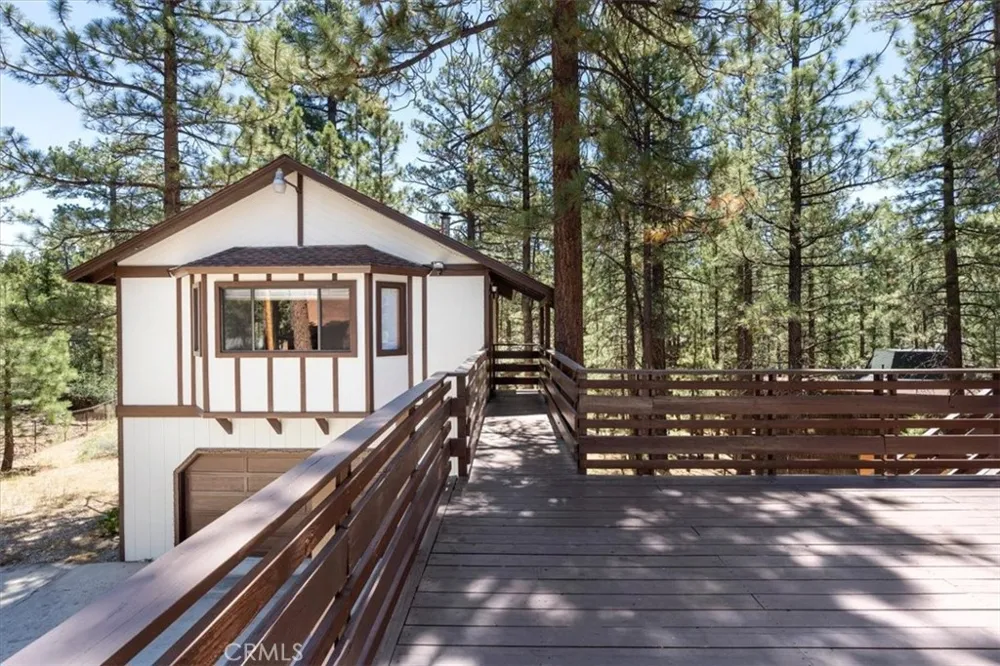 335 Scandia Big Bear Lake, CA 92315