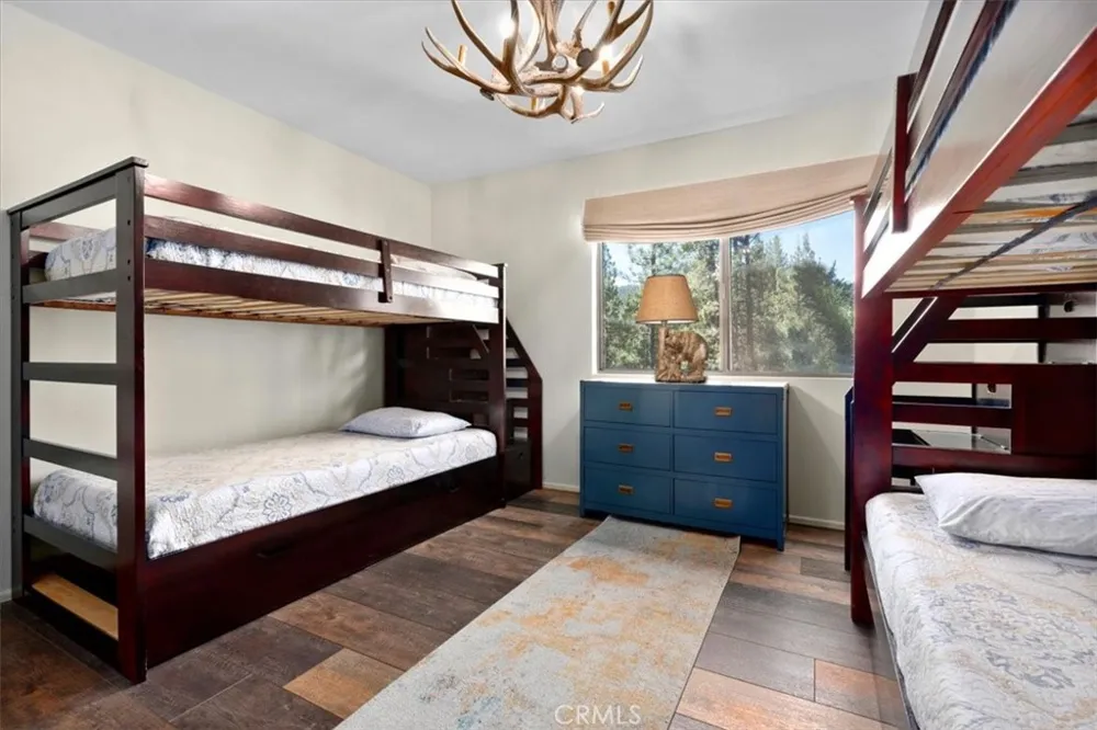 335 Scandia Big Bear Lake, CA 92315