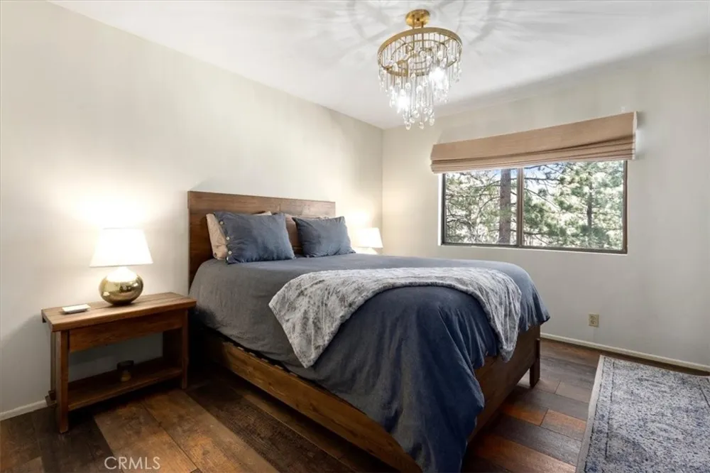 335 Scandia Big Bear Lake, CA 92315