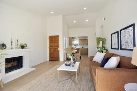 2877 Sanford Lane