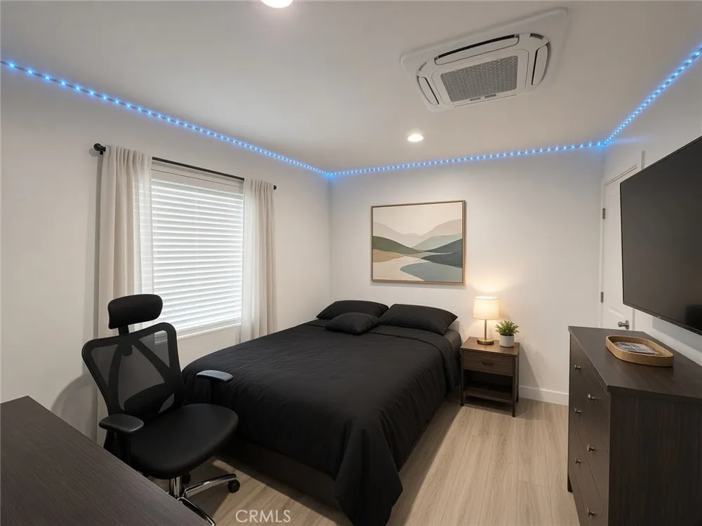 15891 King #2 Westminster, CA 92683