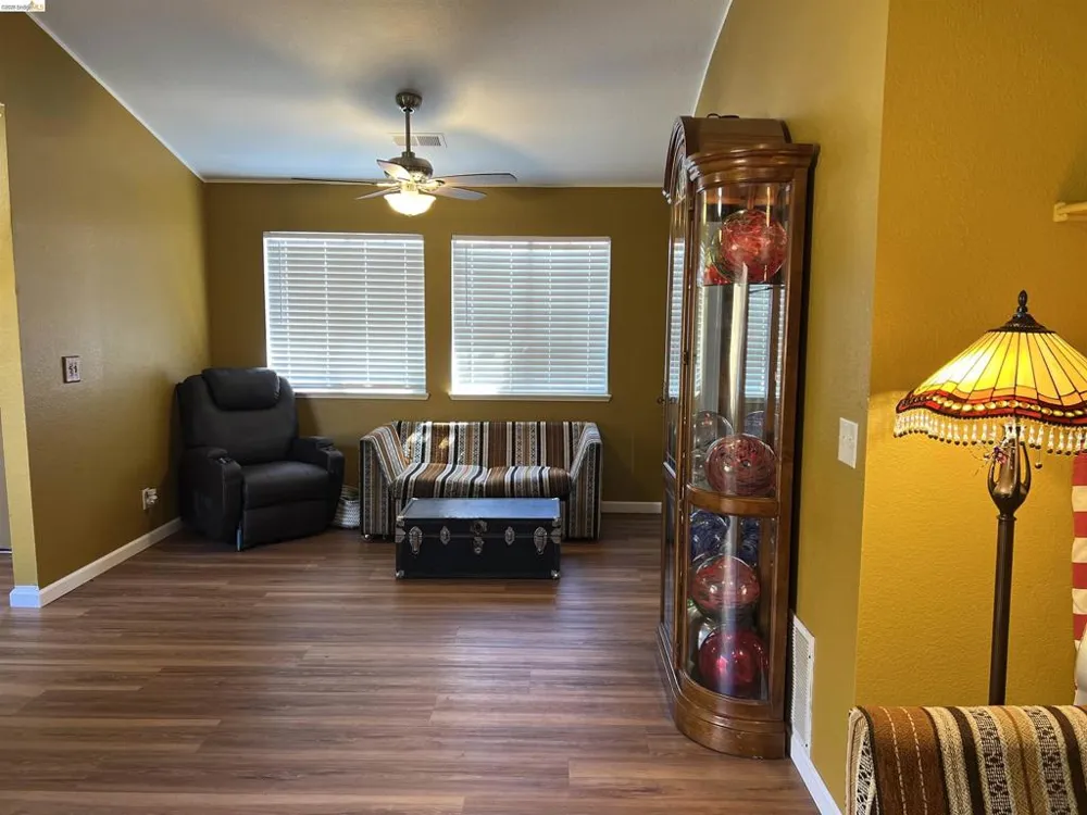 1800 Santa Fe St Oakley, CA 94561