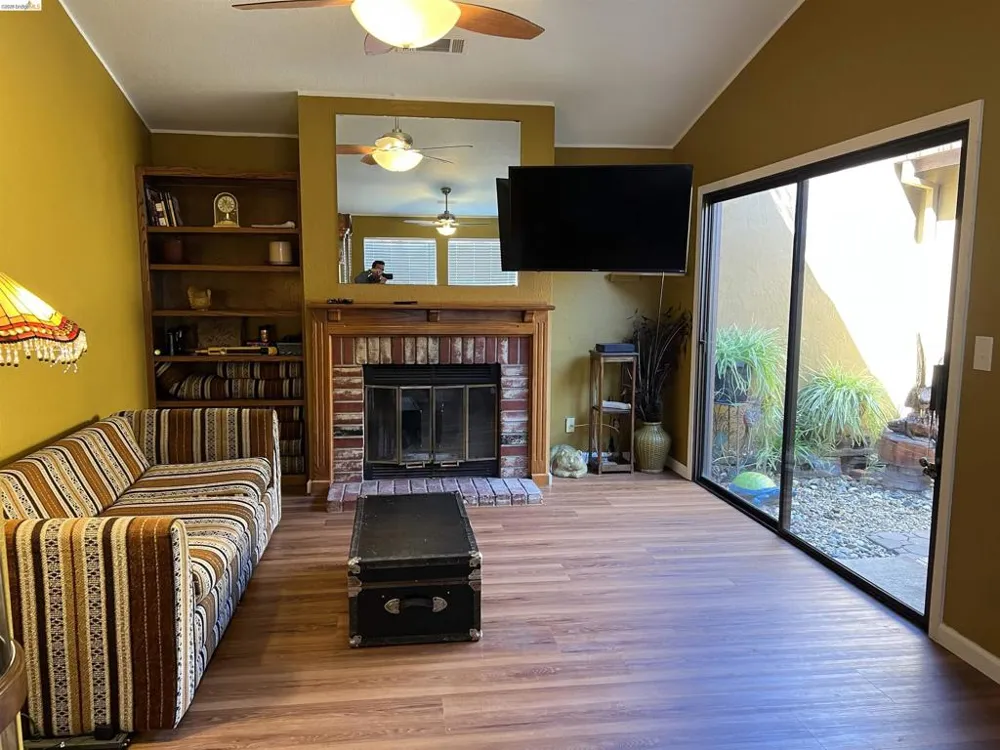 1800 Santa Fe St Oakley, CA 94561