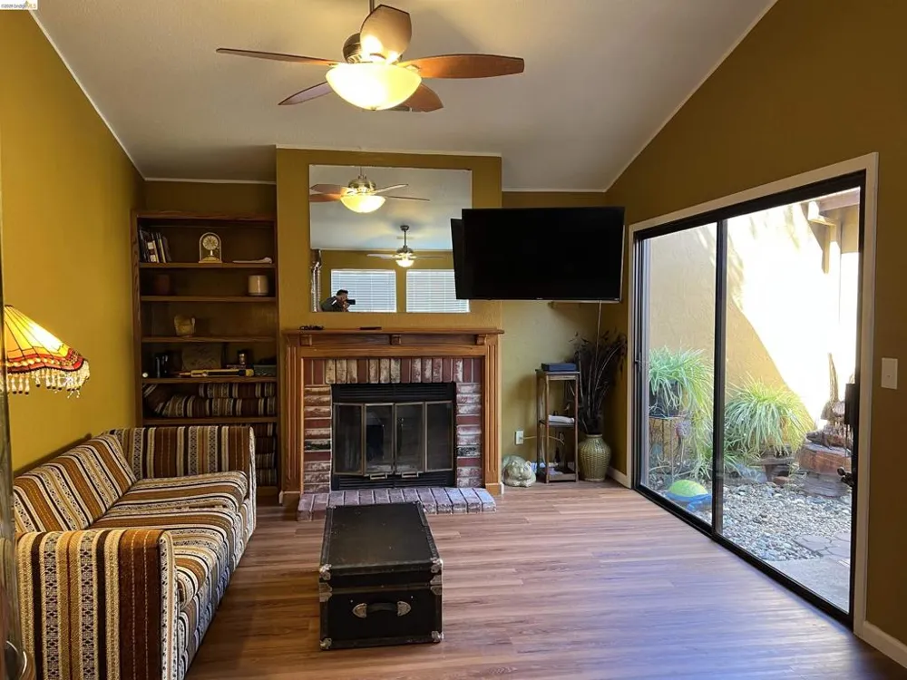 1800 Santa Fe St Oakley, CA 94561