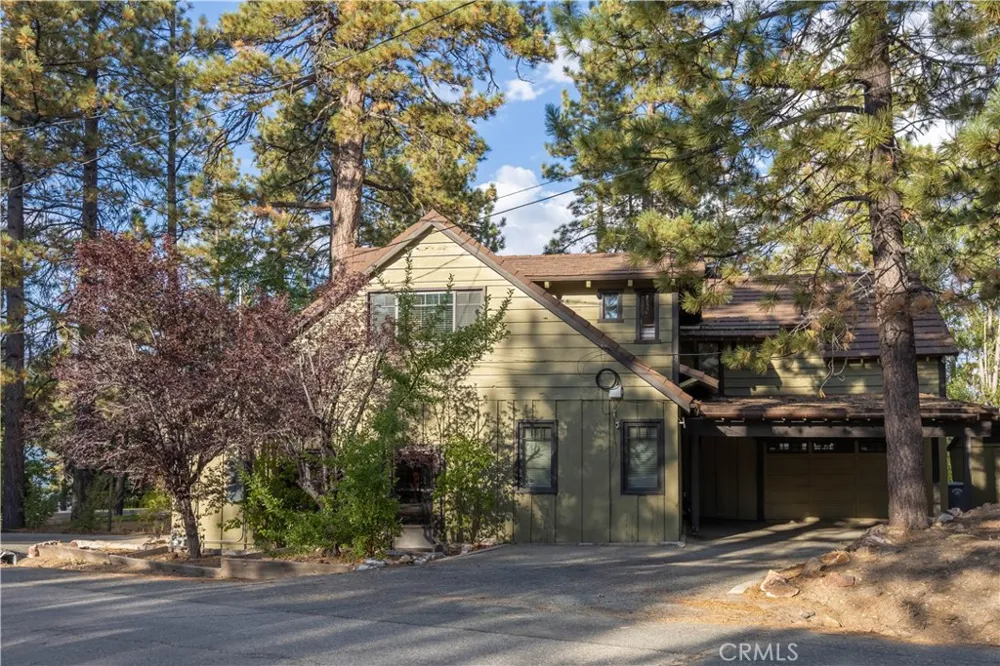 40153 Lakeview Drive Big Bear Lake, CA 92315