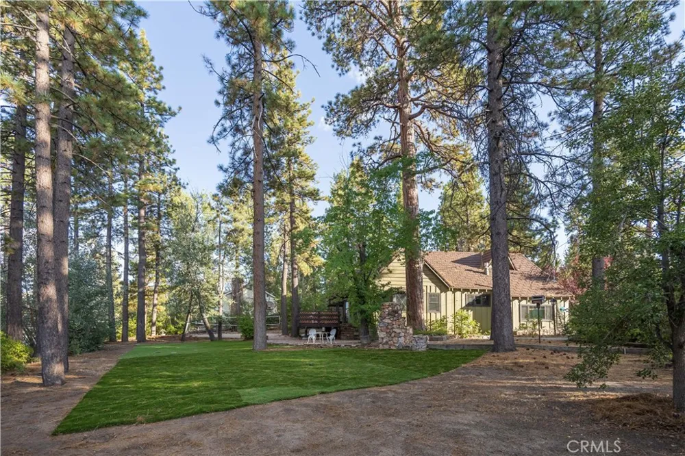 40153 Lakeview Drive Big Bear Lake, CA 92315