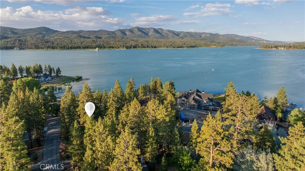 40153 Lakeview Drive Big Bear Lake, CA 92315