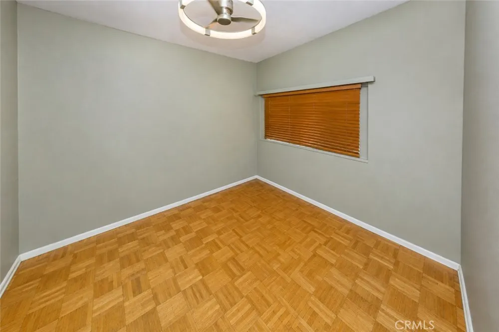 11216 Erwin Street North Hollywood, CA 91606