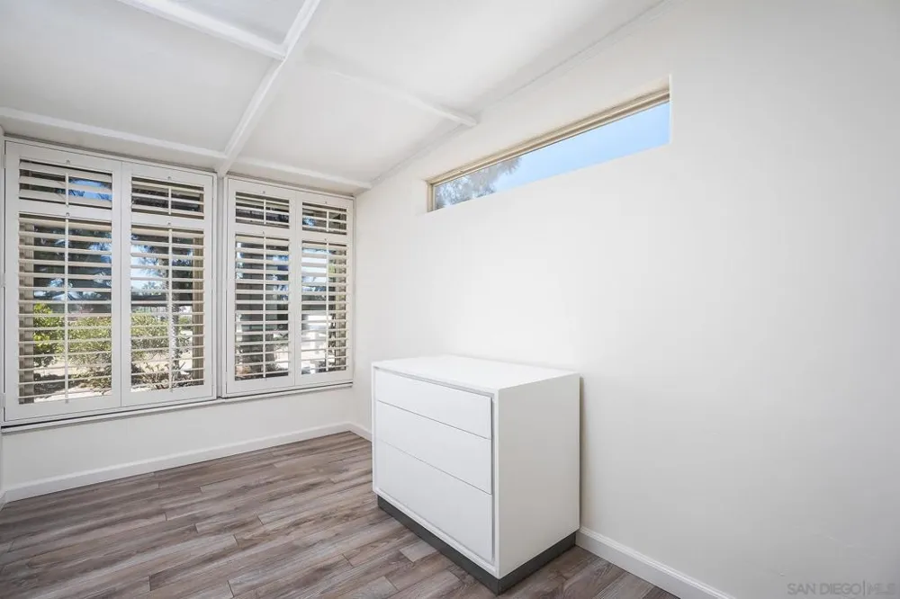 3685 Vista Campana #5 Oceanside, CA 92057