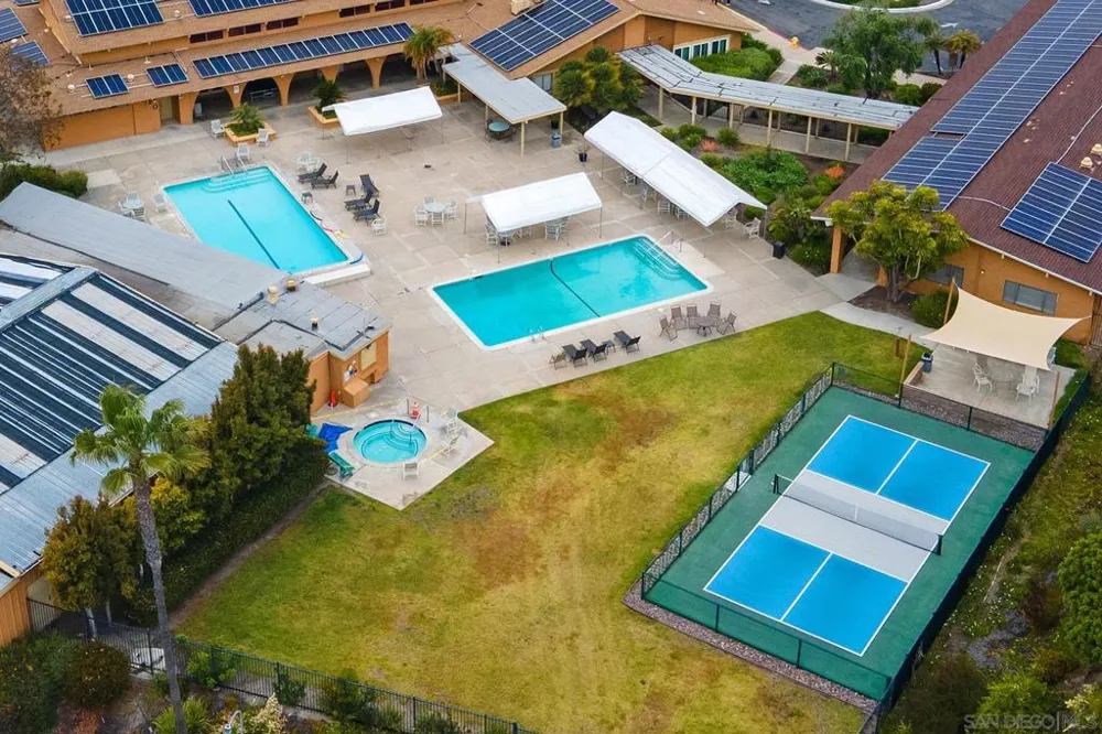 3685 Vista Campana #5 Oceanside, CA 92057
