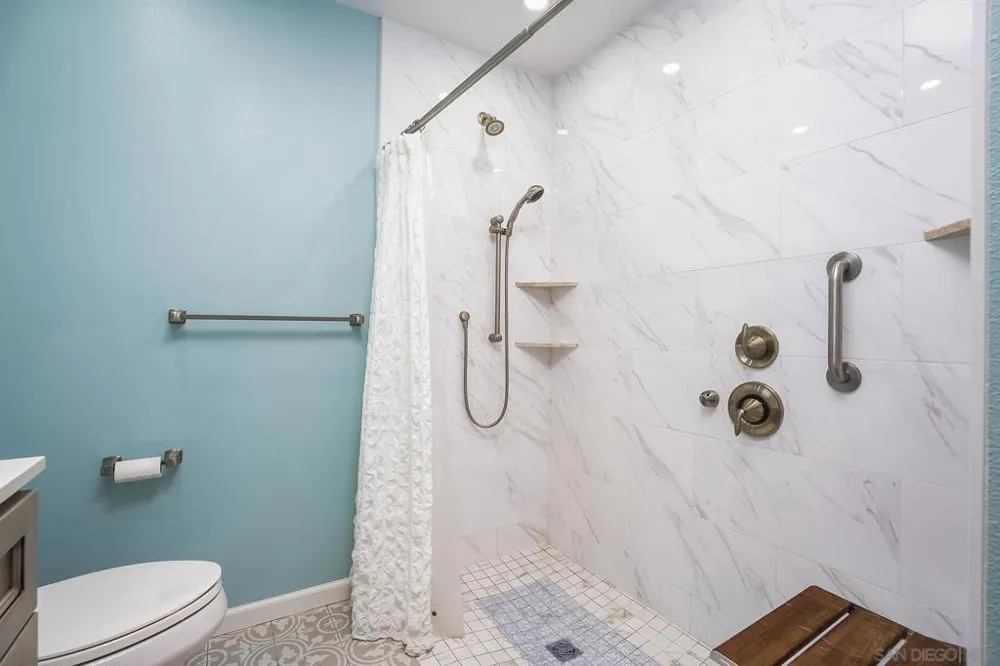 3685 Vista Campana #5 Oceanside, CA 92057