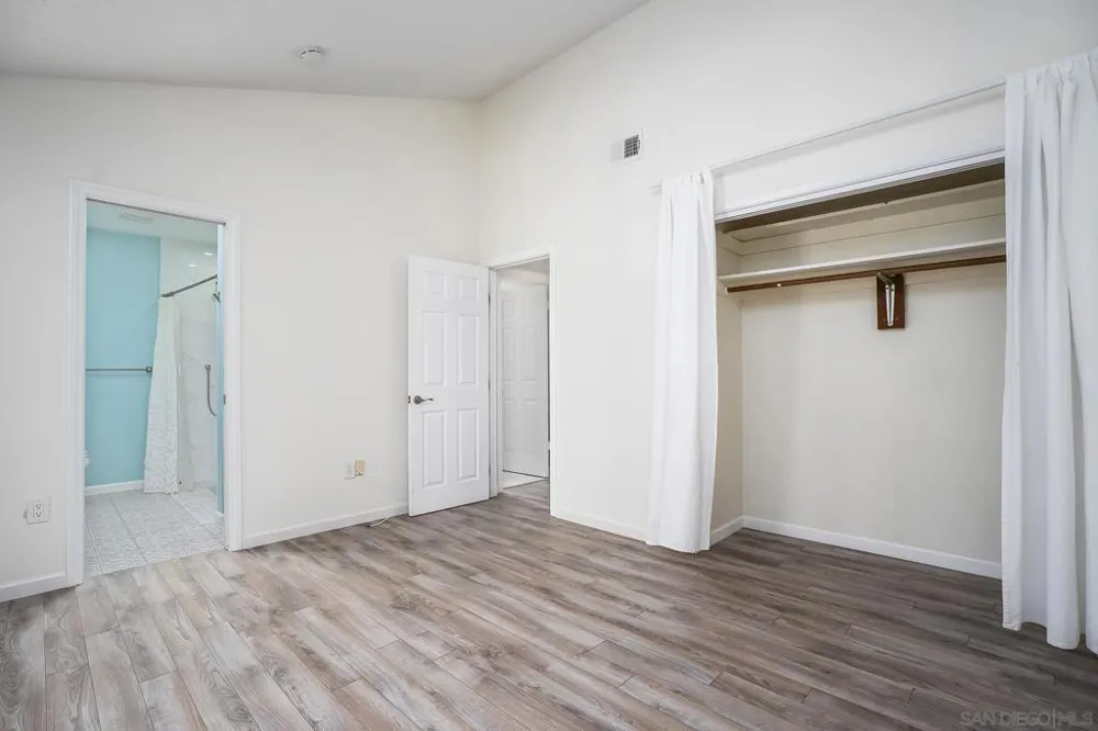 3685 Vista Campana #5 Oceanside, CA 92057