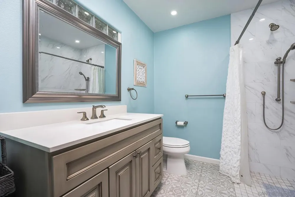 3685 Vista Campana #5 Oceanside, CA 92057